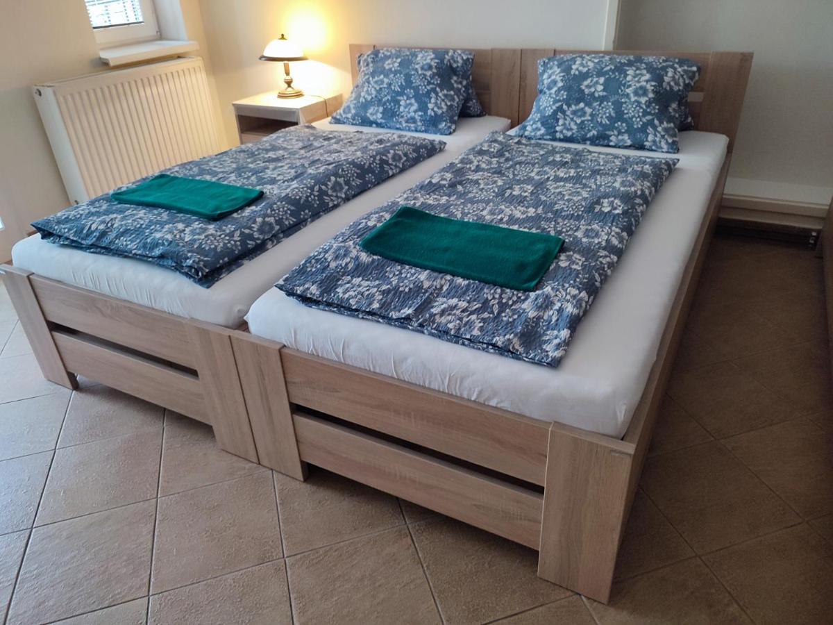 Apartamento Pension Dana Karaskova Kutná Hora Exterior foto
